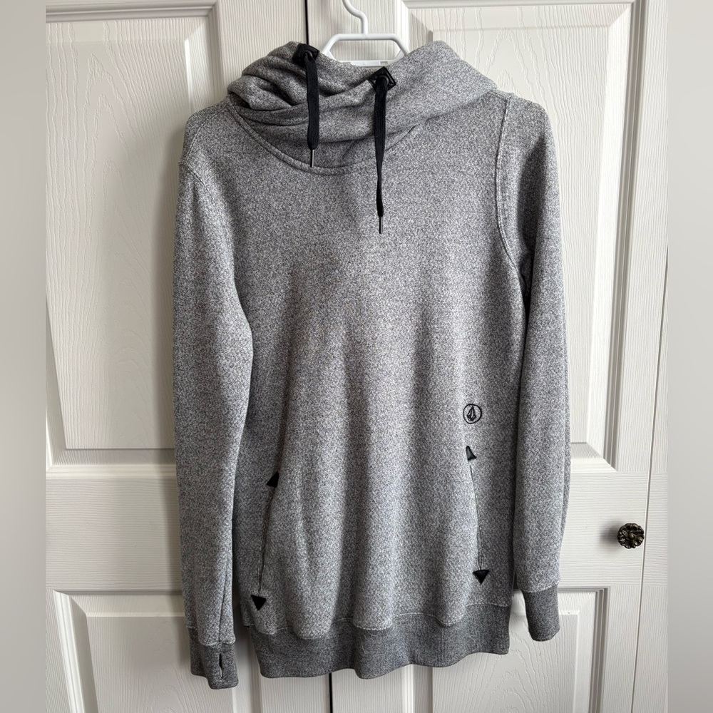 Y2K volcom sweater (size small)